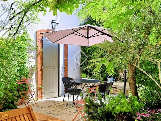 Villa in Brouzet-lès-Quissac, Gard