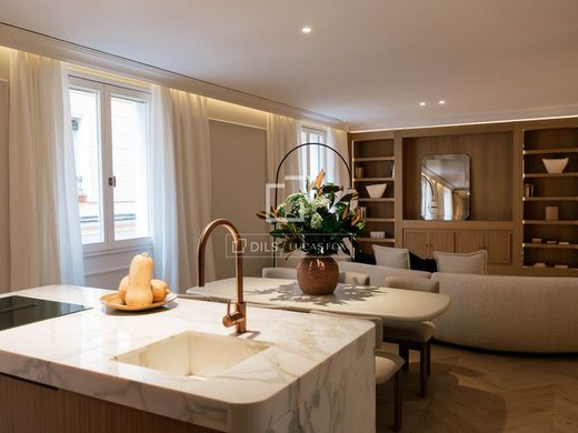 Apartment / Etagenwohnung in Madrid, Provinz Madrid