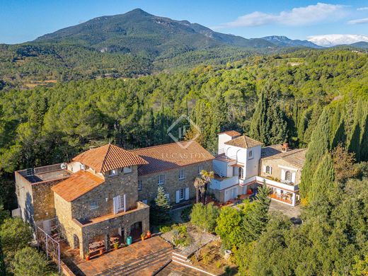 Propriété de campagne à Cabanelles, Province de Gérone