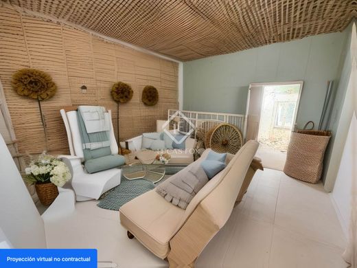 Maó, Illes Balearsのアパートメント・コンプレックス