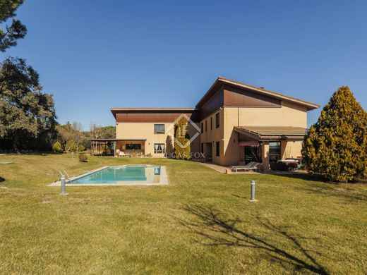 Villa in Boadilla del Monte, Province of Madrid