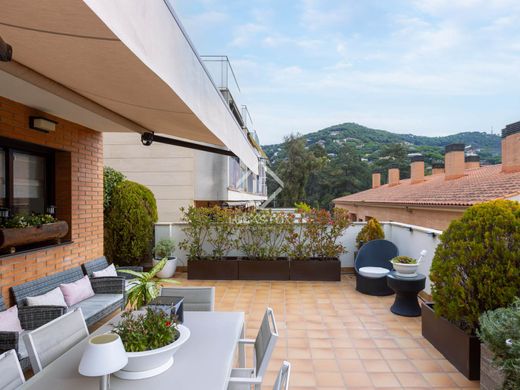 Villa in Cabrils, Province of Barcelona