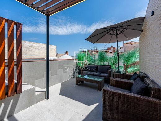 Villa in Esplugues de Llobregat, Province of Barcelona
