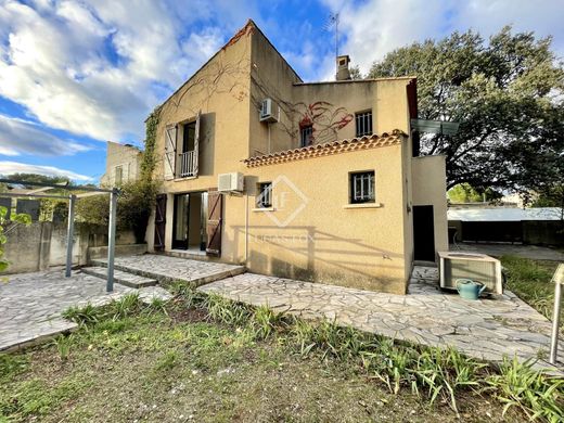 ﻓﻴﻼ ﻓﻲ Castelnau-le-Lez, Hérault