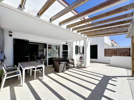 Villa in Mercadal, Province of Balearic Islands