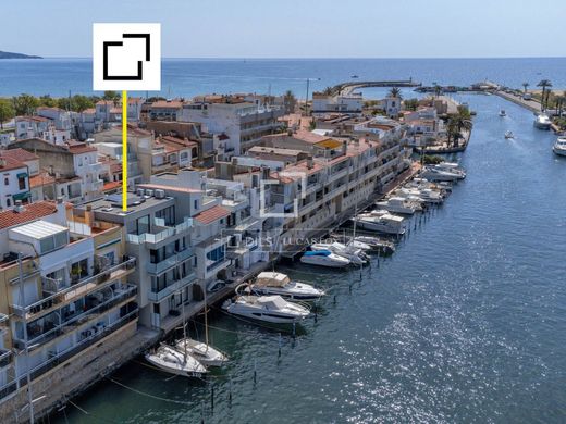 Villa en Empuriabrava, Provincia de Girona
