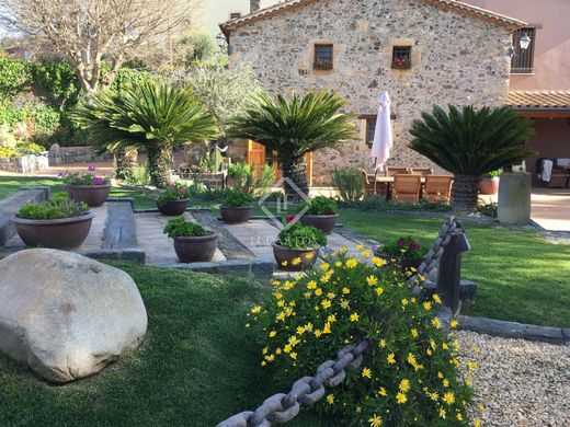 Villa in Santa Susanna, Province of Barcelona