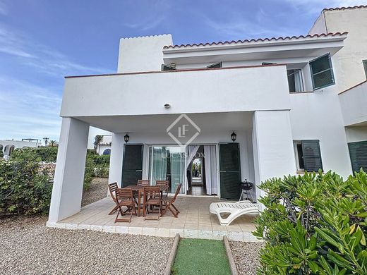 Villa in Mercadal, Balearen