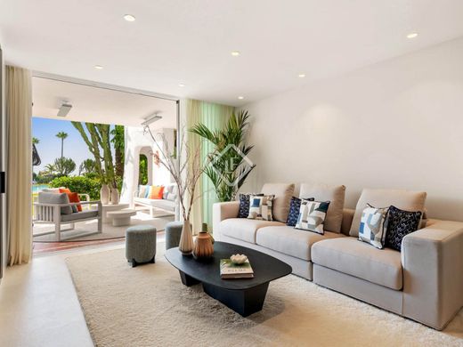 Piso / Apartamento en Estepona, Málaga