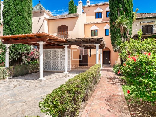 Villa in Estepona, Malaga