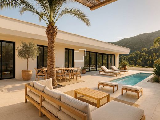 Villa in Pedreguer, Alicante