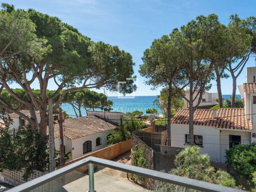 Apartment in Palamós, Province of Girona