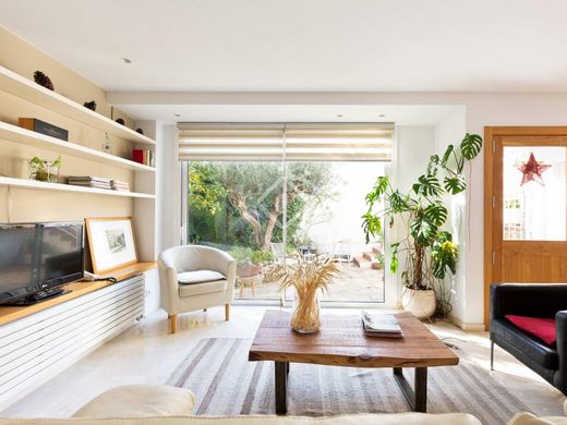 Villa in Castelldefels, Province of Barcelona