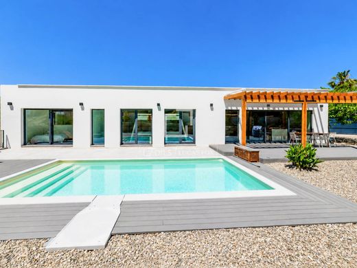 Villa in Sant Pere de Ribes, Province of Barcelona