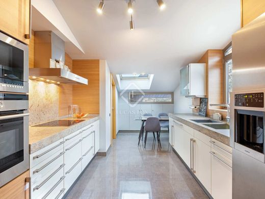 les Escaldes, Escaldes-Engordanyのペントハウス