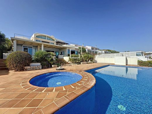 Villa in Mercadal, Province of Balearic Islands