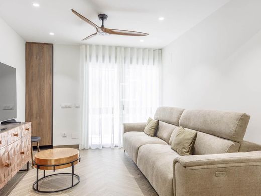 Apartment / Etagenwohnung in Valencia, Provinz Valencia