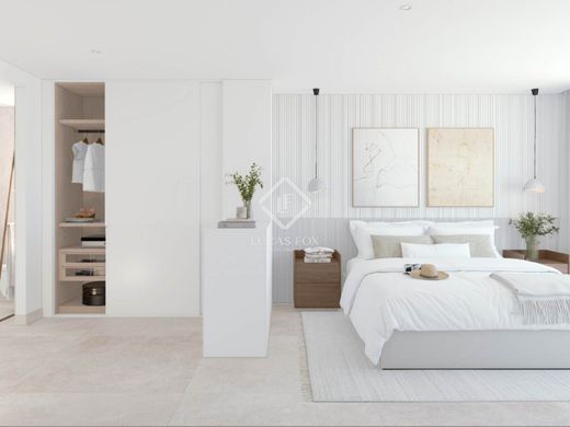 Apartment / Etagenwohnung in Calp, Alicante