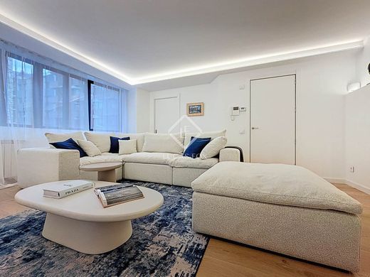 Andorra la Vellaのアパートメント