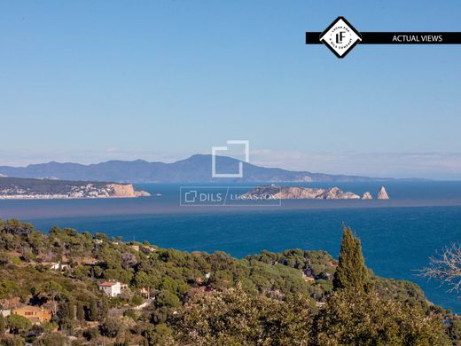 Land in Begur, Province of Girona
