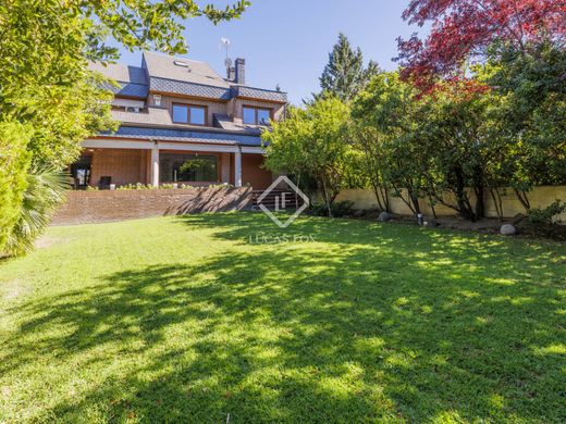 Las Rozas de Madrid, マドリッドのヴィラ