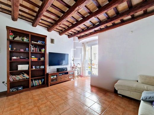 Villa in Vilanova i la Geltrú, Province of Barcelona