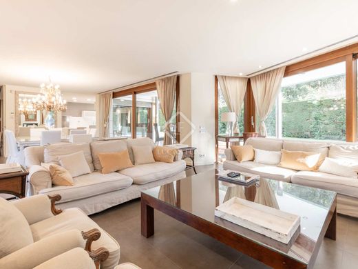 Willa w Sant Cugat del Vallès, Província de Barcelona