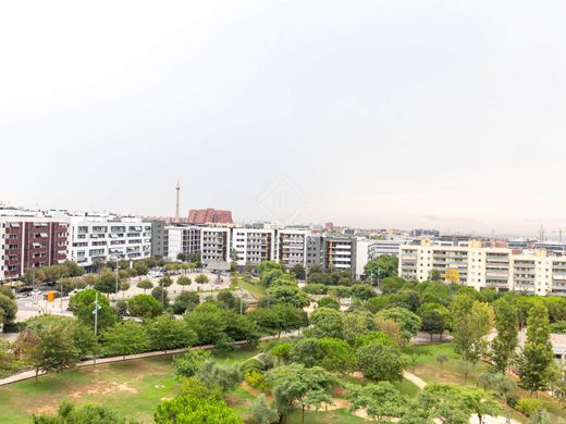 Ático en San Feliú de Llobregat, Provincia de Barcelona