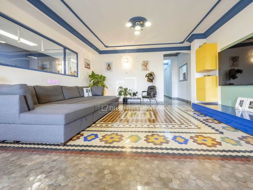 Apartment / Etagenwohnung in Valencia, Provinz Valencia