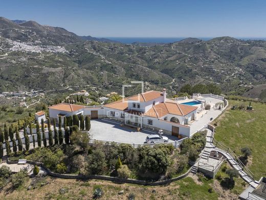 Villa in Canillas de Albaida, Málaga