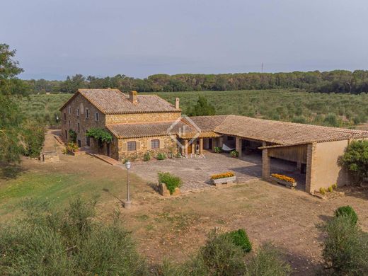 Country House in Llagostera, Province of Girona