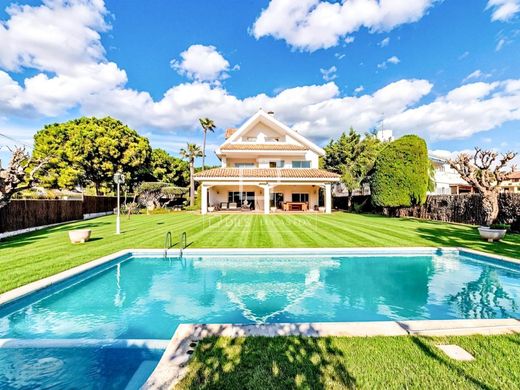Villa in Sitges, Province of Barcelona