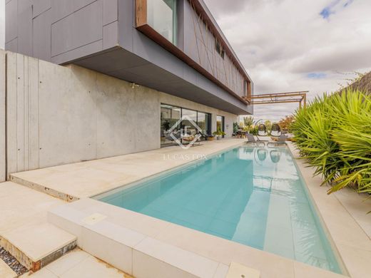 Villa in Boadilla del Monte, Province of Madrid