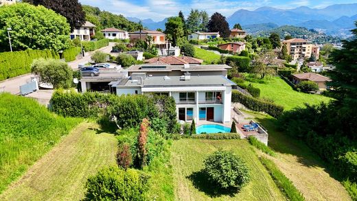 Lugano, Lugano Districtのヴィラ