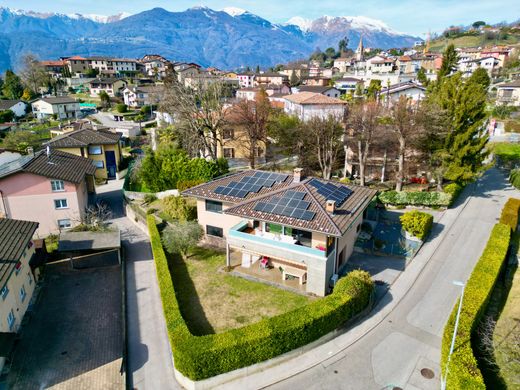 Villa in Comano, Lugano