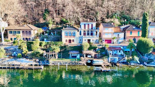 빌라 / Morcote, Lugano