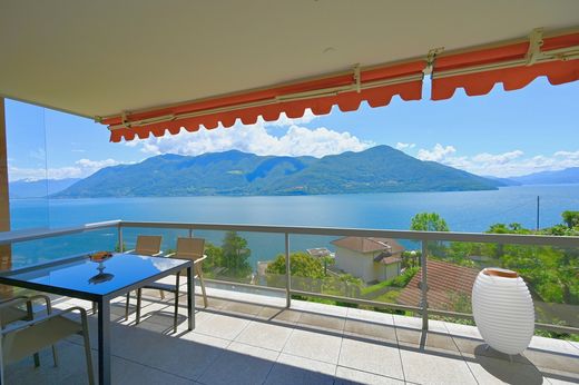 Brissago, Locarno Districtのアパートメント