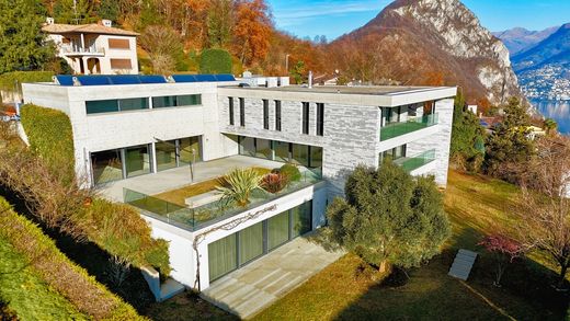 Carona, Lugano Districtのヴィラ