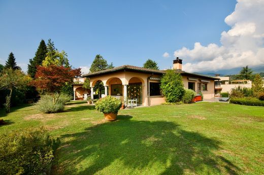 Villa à Gentilino, Lugano