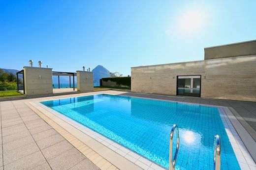 Castagnola, Lugano Districtのアパートメント