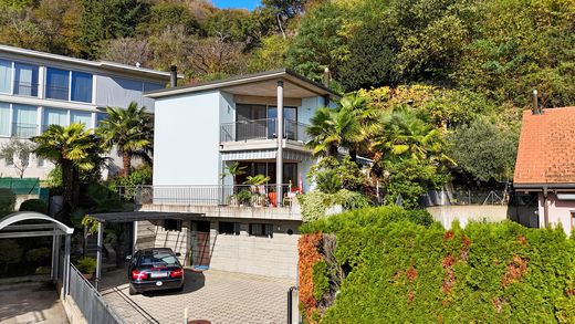 Villa in Torricella, Lugano