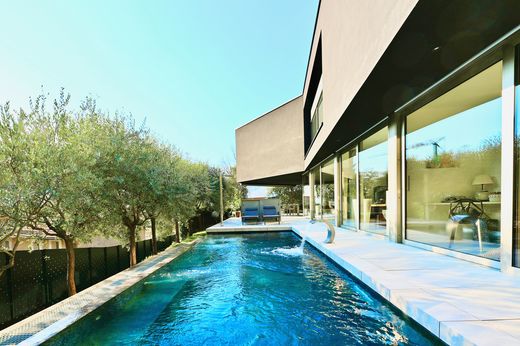 Villa in Giubiasco, Bellinzona District