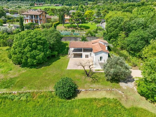 Villa in Lonato, Provincia di Brescia