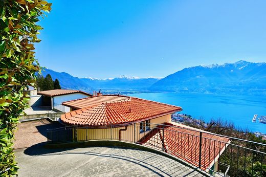 Villa in Orselina, Locarno District