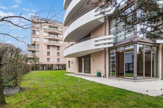 Daire Cenevre, Geneva