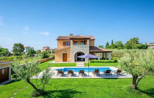 Villa a Marčana, Istria