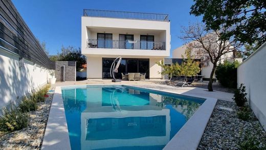 Villa a Šmrika, Primorsko-Goranska