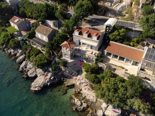 Villa for sale in Dubrovnik