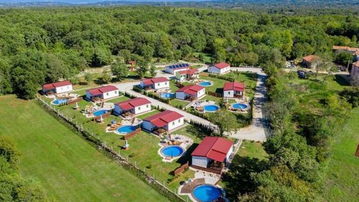 Hotel - Tinjan, Istria