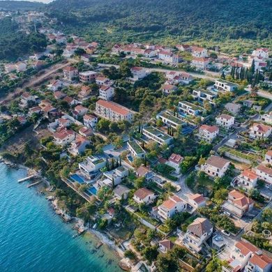 Villa Čiovo, Grad Trogir